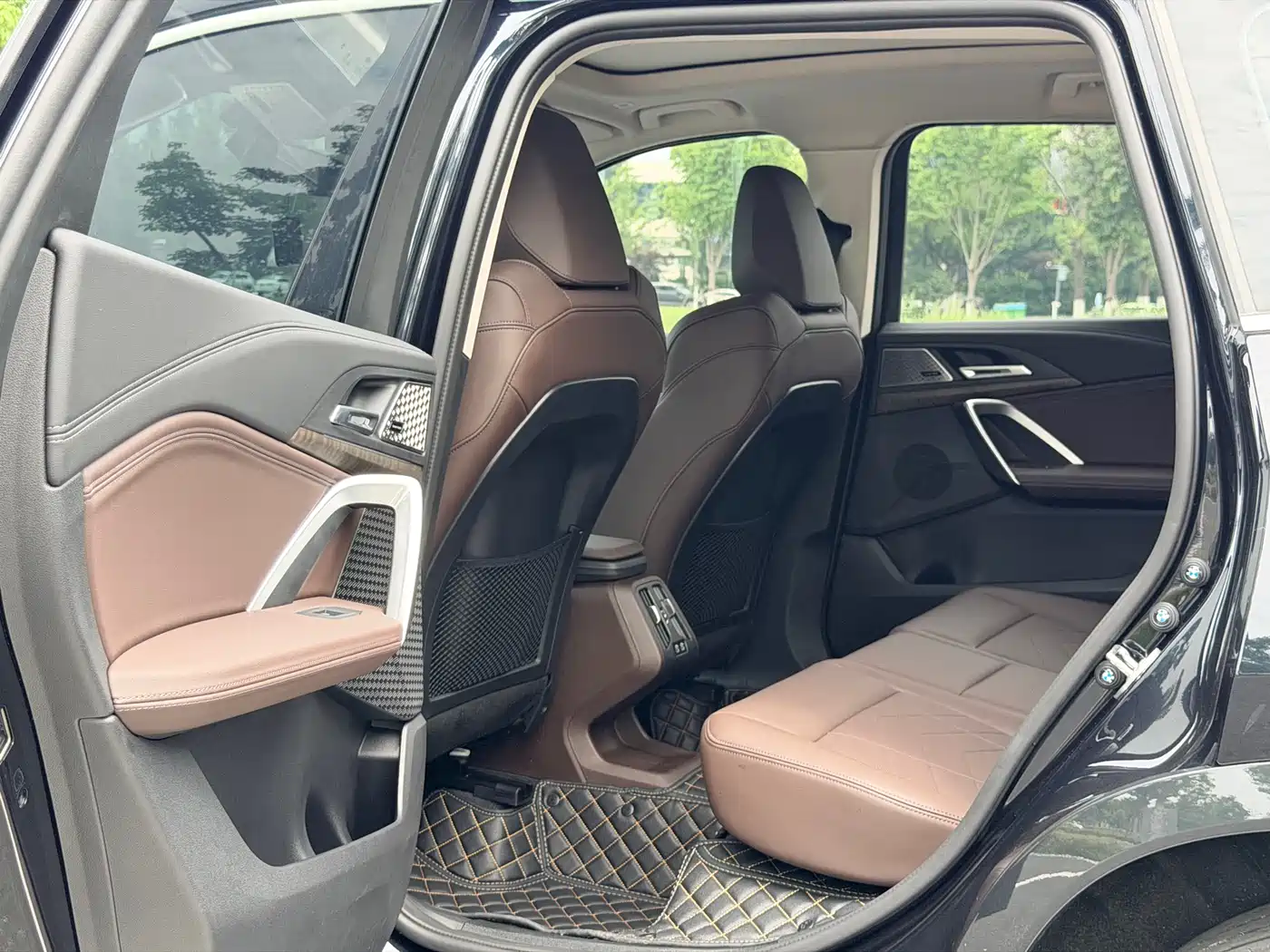 BMW X1 2023 xDrive25Li X Design Package фото 9