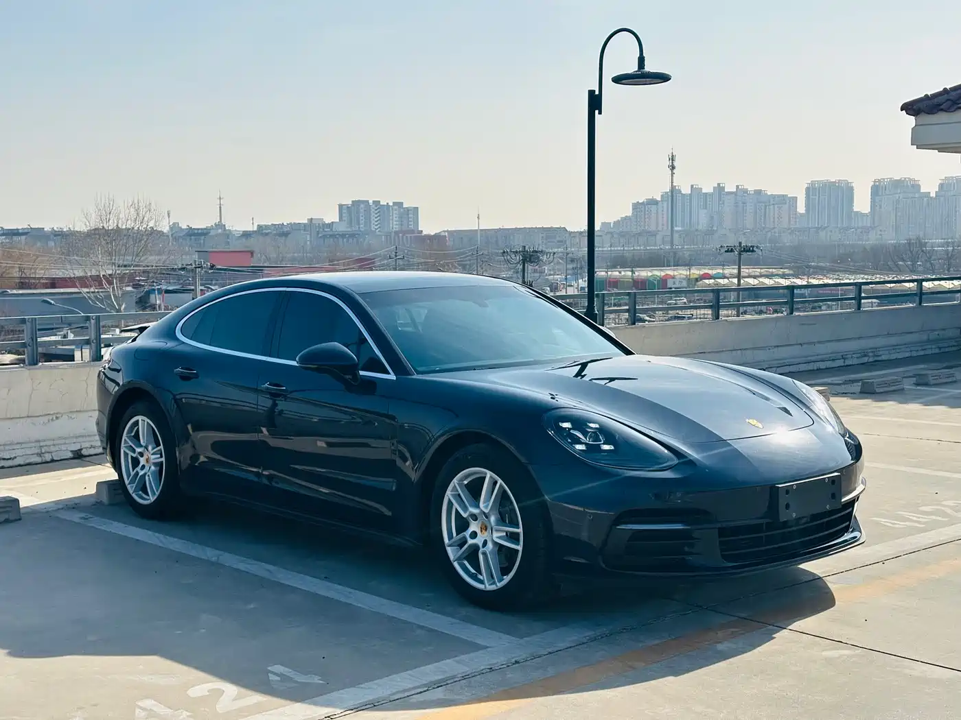 Porsche Panamera 2017 Panamera 3.0T фото 3