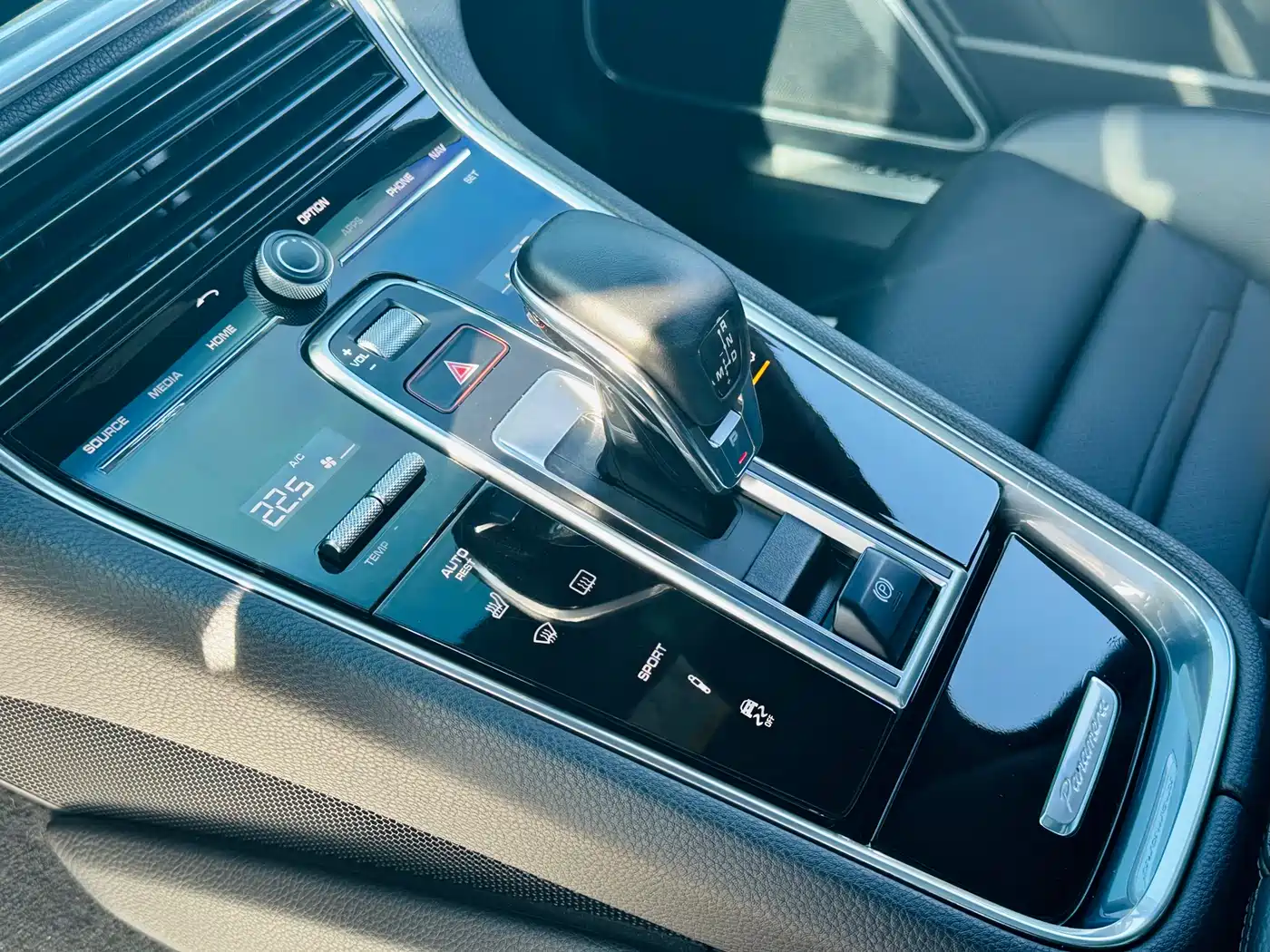 Porsche Panamera 2017 Panamera 3.0T фото 15