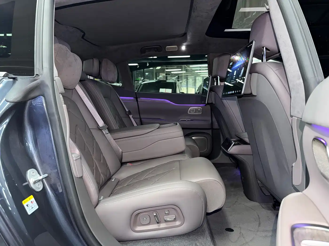 NIO ET7 2024 2024 75kWh Executive Signature Edition