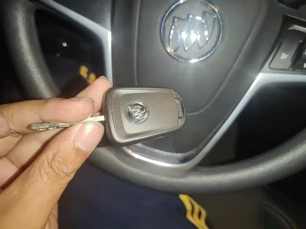 Buick Excelle 2014 XT 1.6L Automatic Fashion фото 12