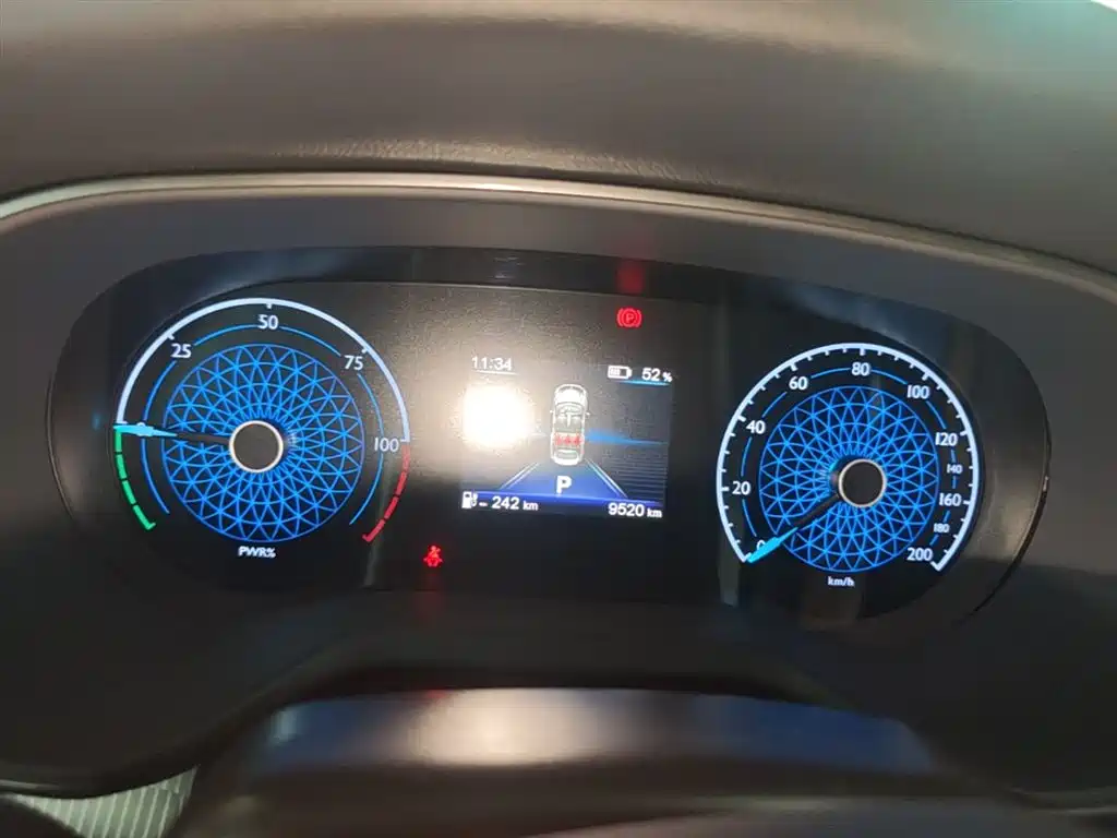 Hongqi E-QM5 2021 Ride-hailing Charging T3 Edition 5-seater фото 12