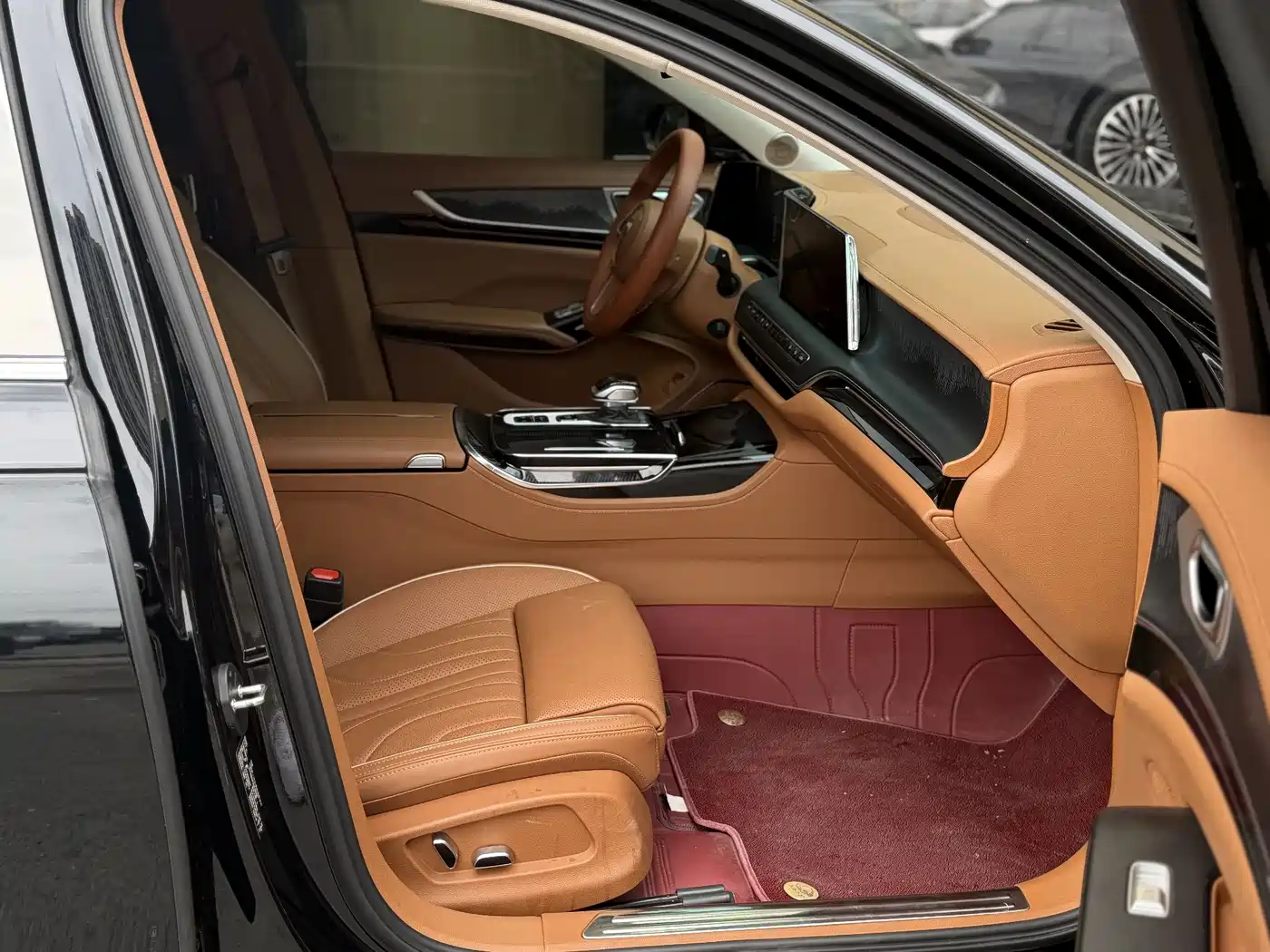 Hongqi H9 2024 2.0T Qi Enjoy Luxury Business Edition фото 9