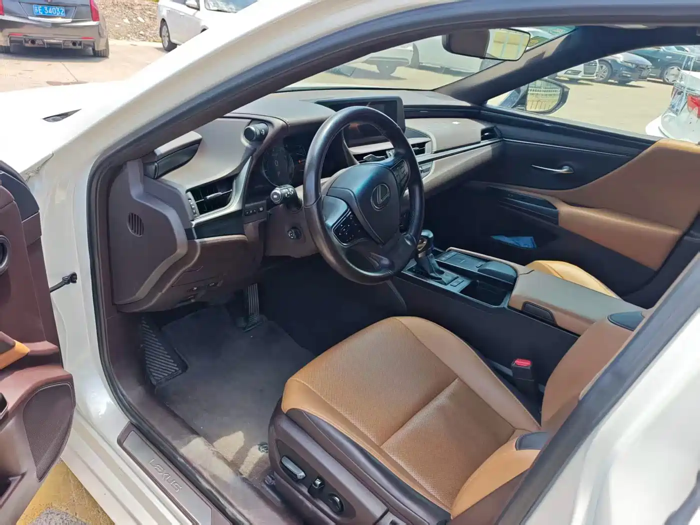 Lexus ES 2018 200 Excellence Edition China V фото 7