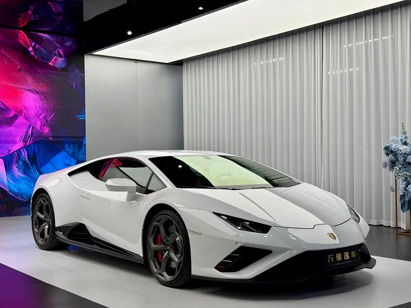 Lamborghini Huracán 2020 Huracán EVO RWD фото 3