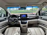 Фото 9 - Buick GL8