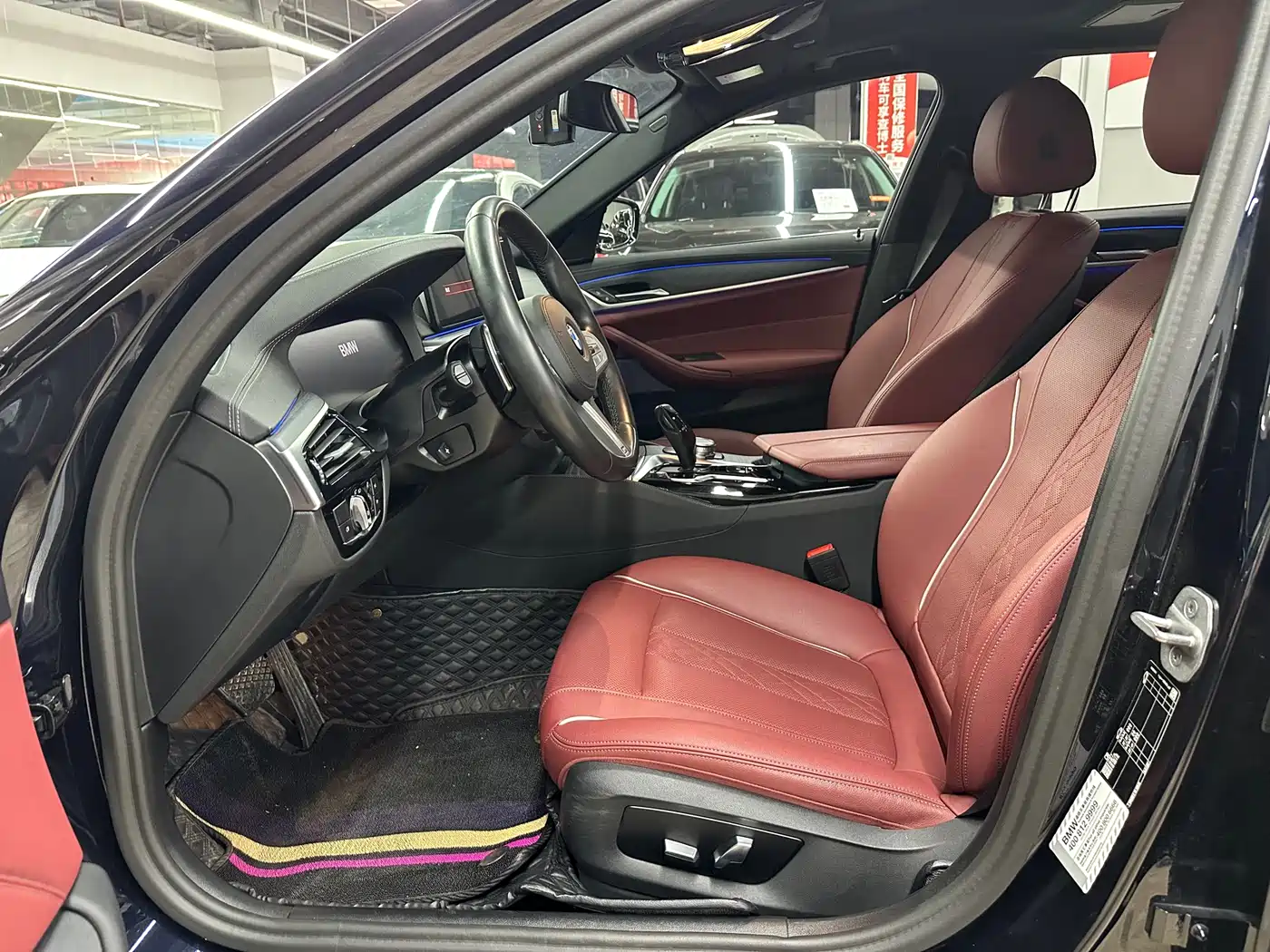 BMW 5 Series 2023 530Li Leading M Sport Package фото 4