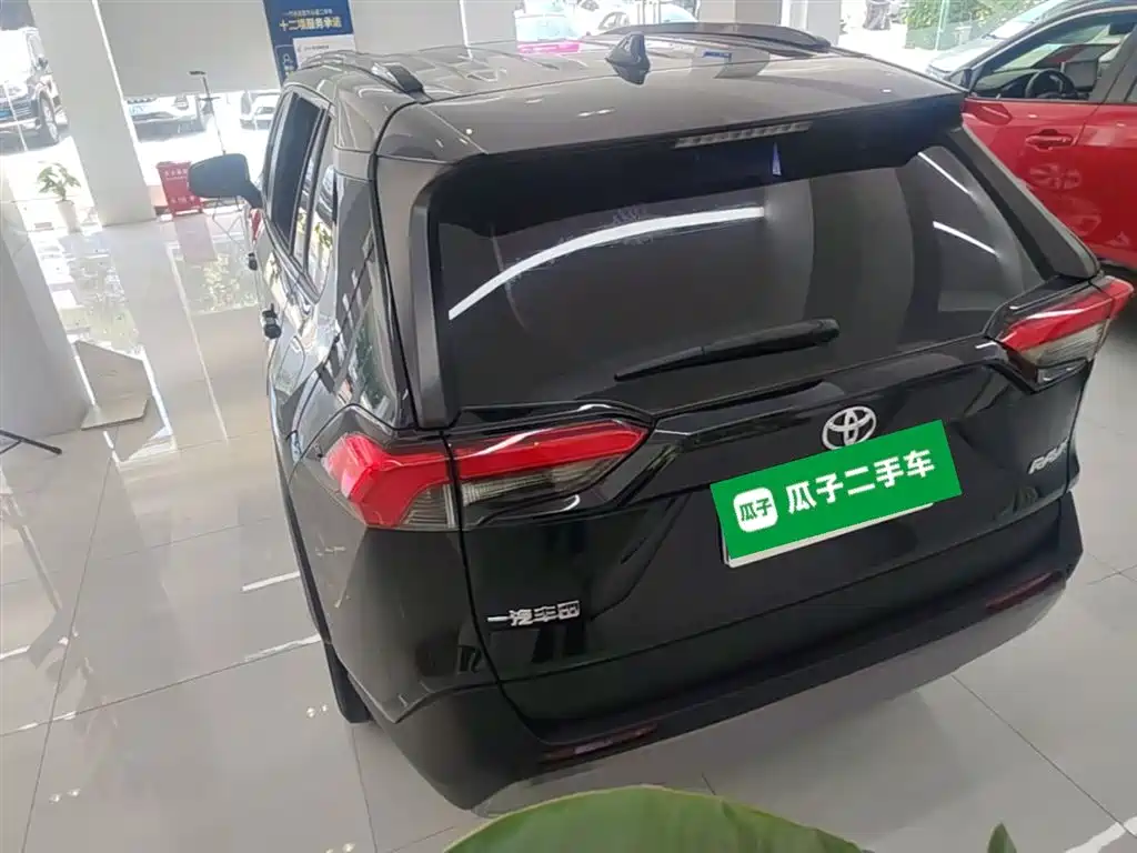 Toyota RAV4 Rongfang 2022 2.0L CVT 2WD Trend Edition фото 9