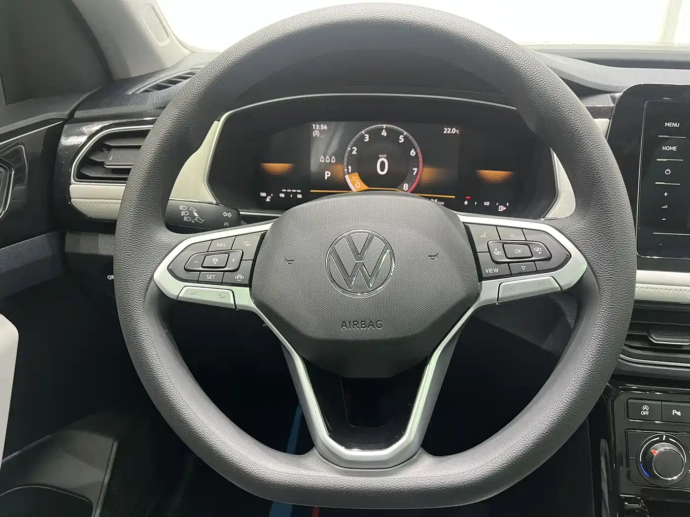VOLKSWAGEN TUYUE