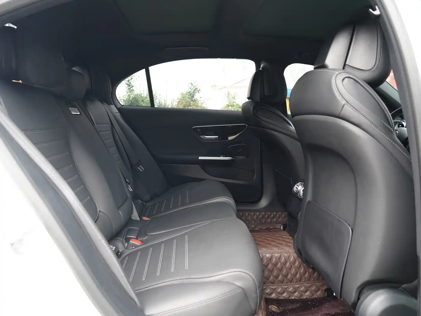 Mercedes-Benz C-Class 2024 C 260 L Sport фото 6