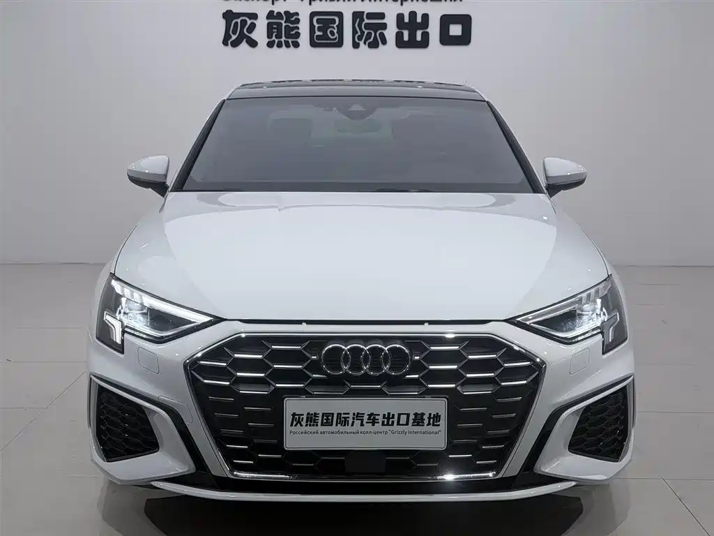 Audi A3 2022 A3L Limousine 35 TFSI Style Sport фото 2