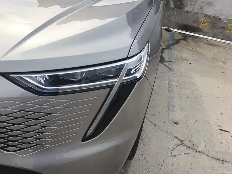 Haval Xiaolong MAX 2023 2023 1.5L Hi4 105 4WD Pilot Edition