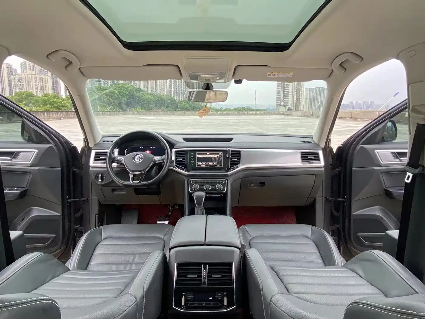 Volkswagen Teramont 2020 380TSI 4WD Luxury Edition China VI фото 8