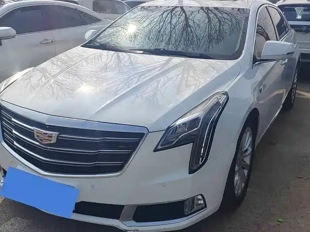 CADILLAC XTS