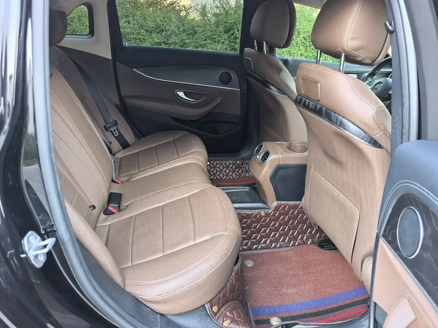 Mercedes-Benz E-Class 2016 E 300 L Sport Fashion Type фото 21