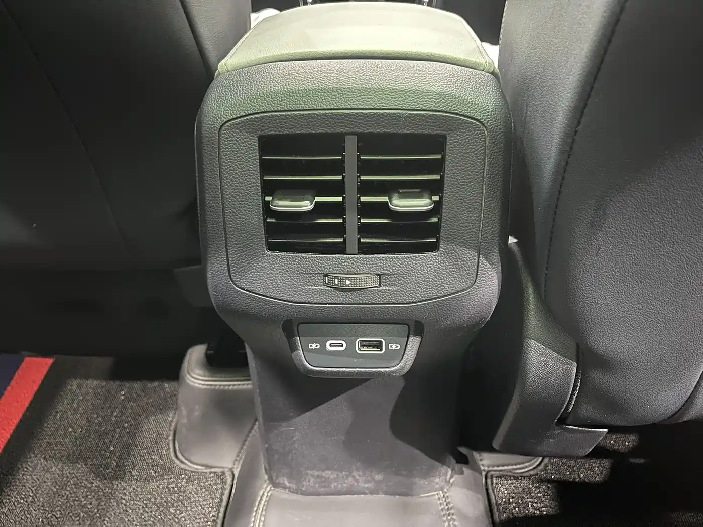 VOLKSWAGEN TUYUE