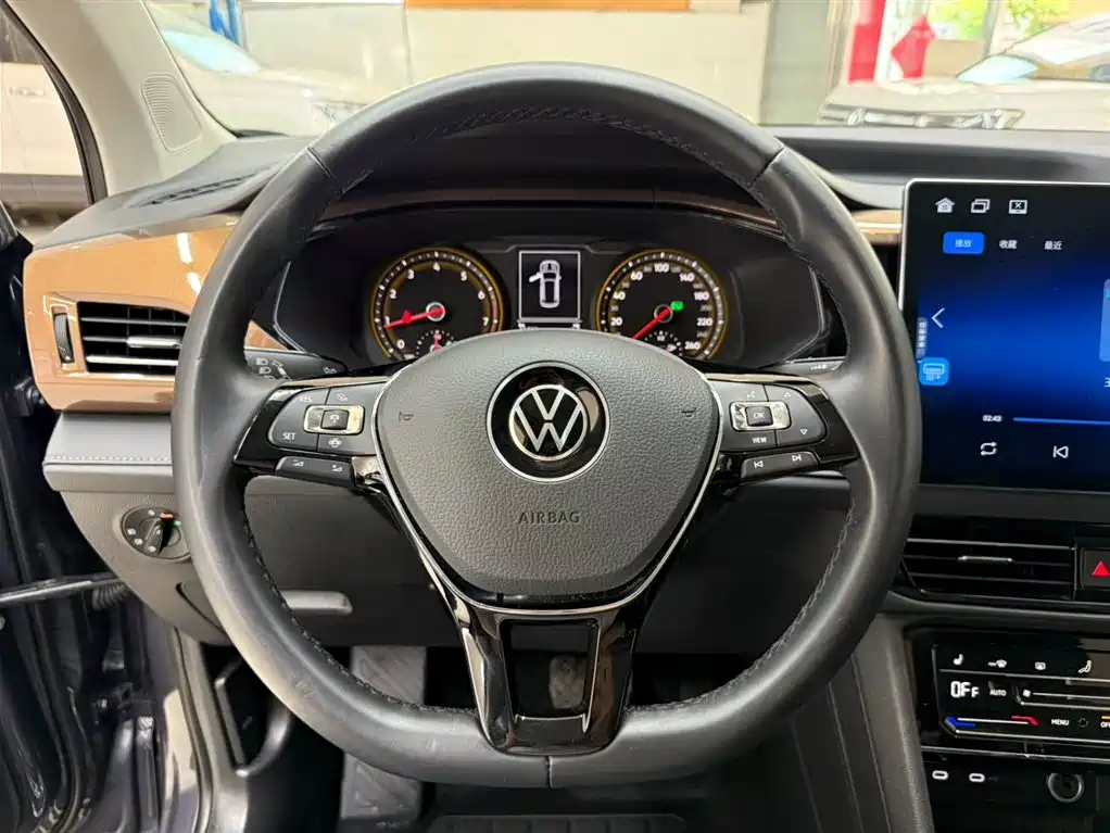 Volkswagen Tharu 2021 280TSI 2WD Luxury Plus фото 8