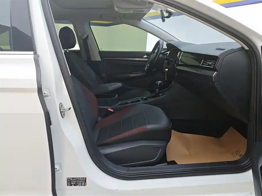 Volkswagen Bora 2020 1.5L Automatic Comfort фото 8