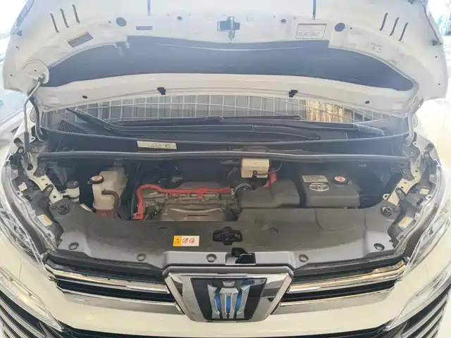 Toyota Vellfire 2021 Crown Hybrid 2.5L HV Supreme Edition — фото 3