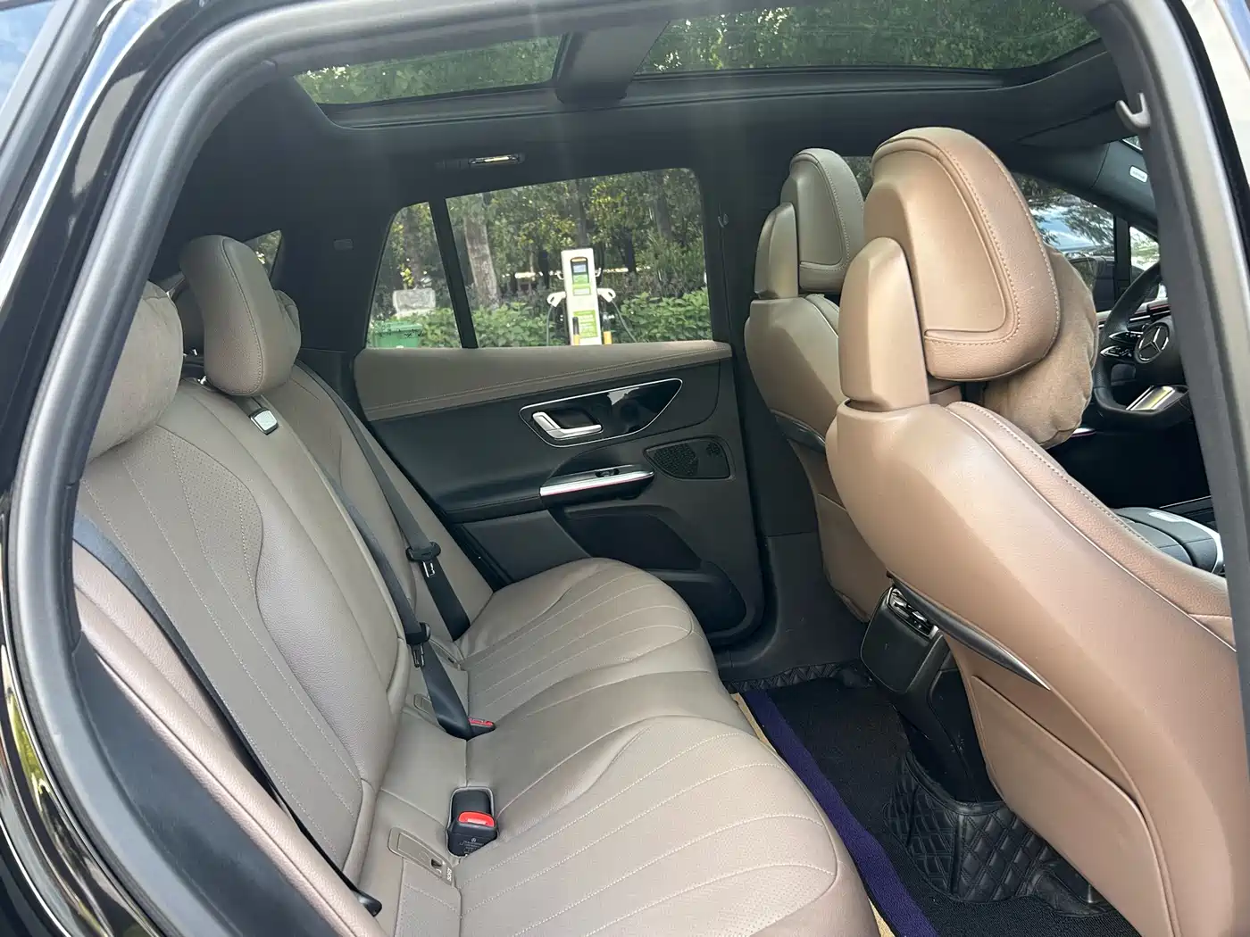 Mercedes-Benz EQE SUV 2024 500 4MATIC Pioneer Edition фото 10
