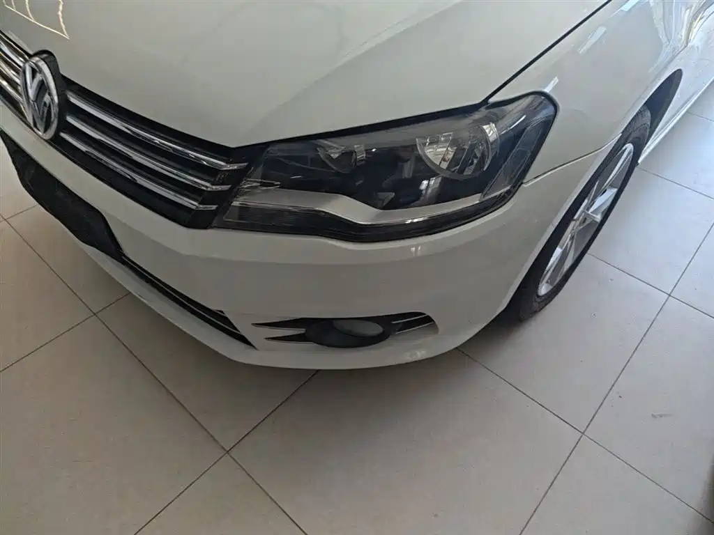 Volkswagen Bora 2014 1.6L Automatic Comfort Edition фото 24