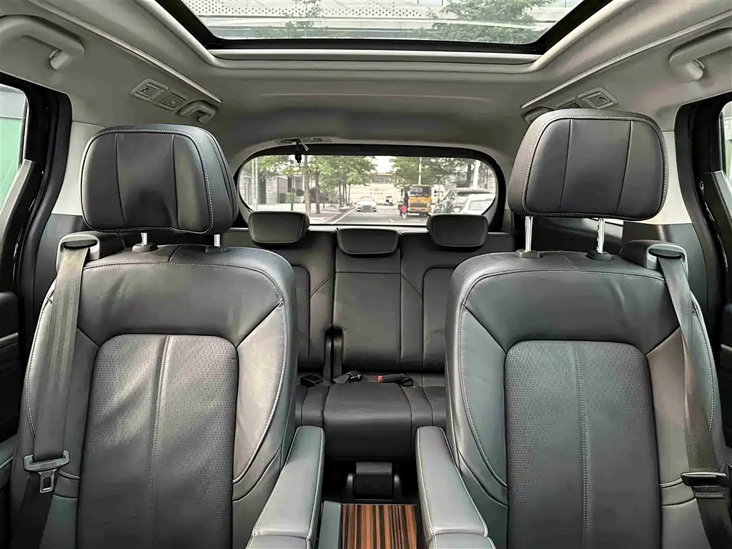 GAC Trumpchi Trumpchi M8 2021 Leading Show Series 390T Ultimate Edition фото 24