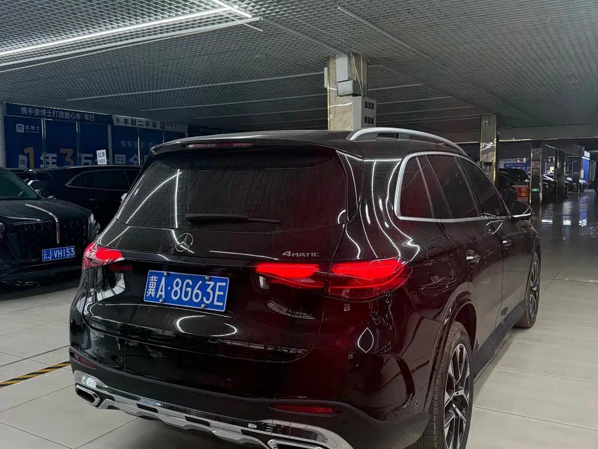 MERCEDES-BENZ GLC