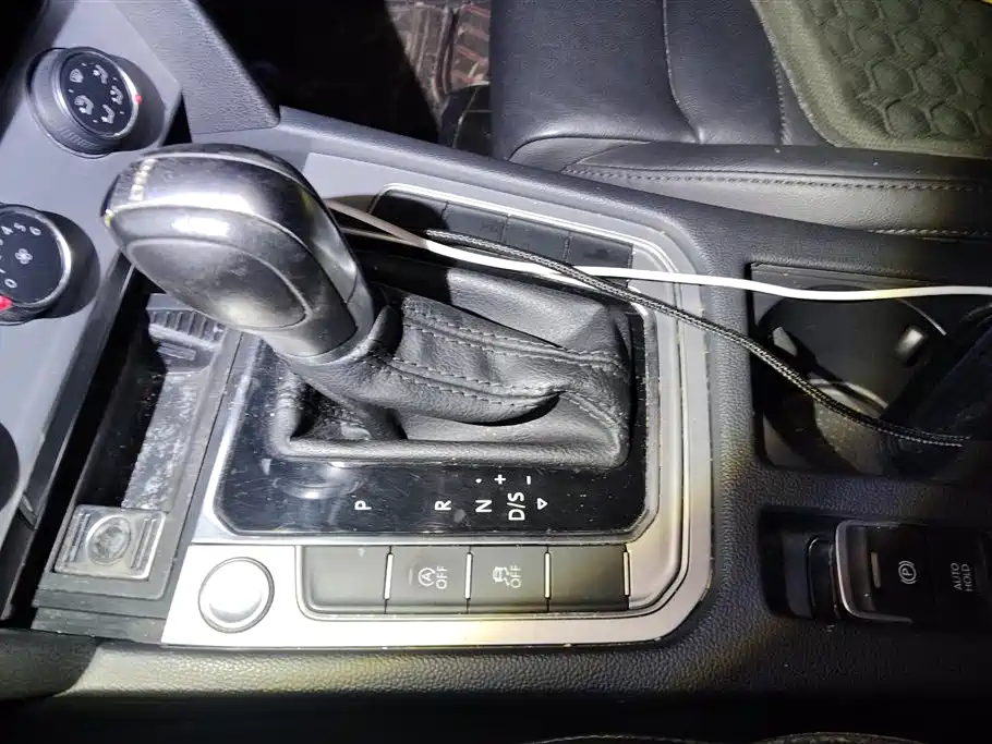 Volkswagen Magotan 2018 280TSI DSG Premium фото 16