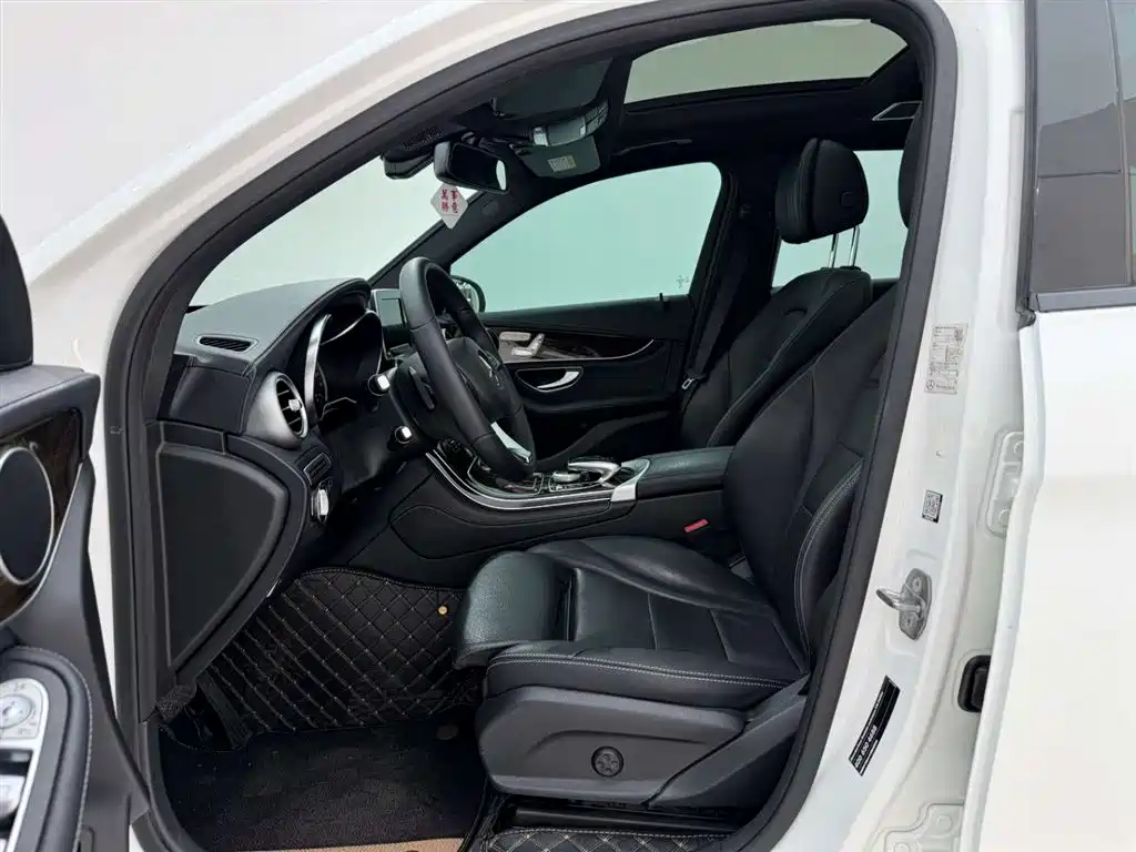 Mercedes-Benz GLC 2019 GLC 260 L 4MATIC Dynamic фото 15