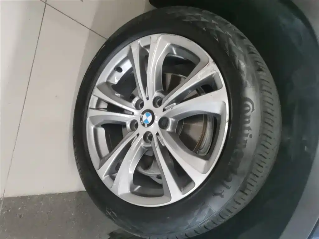BMW X1 2016 sDrive18Li Luxury Model фото 14