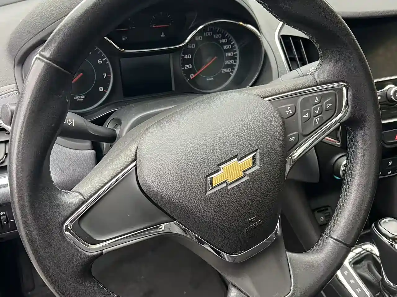 CHEVROLET CRUZE