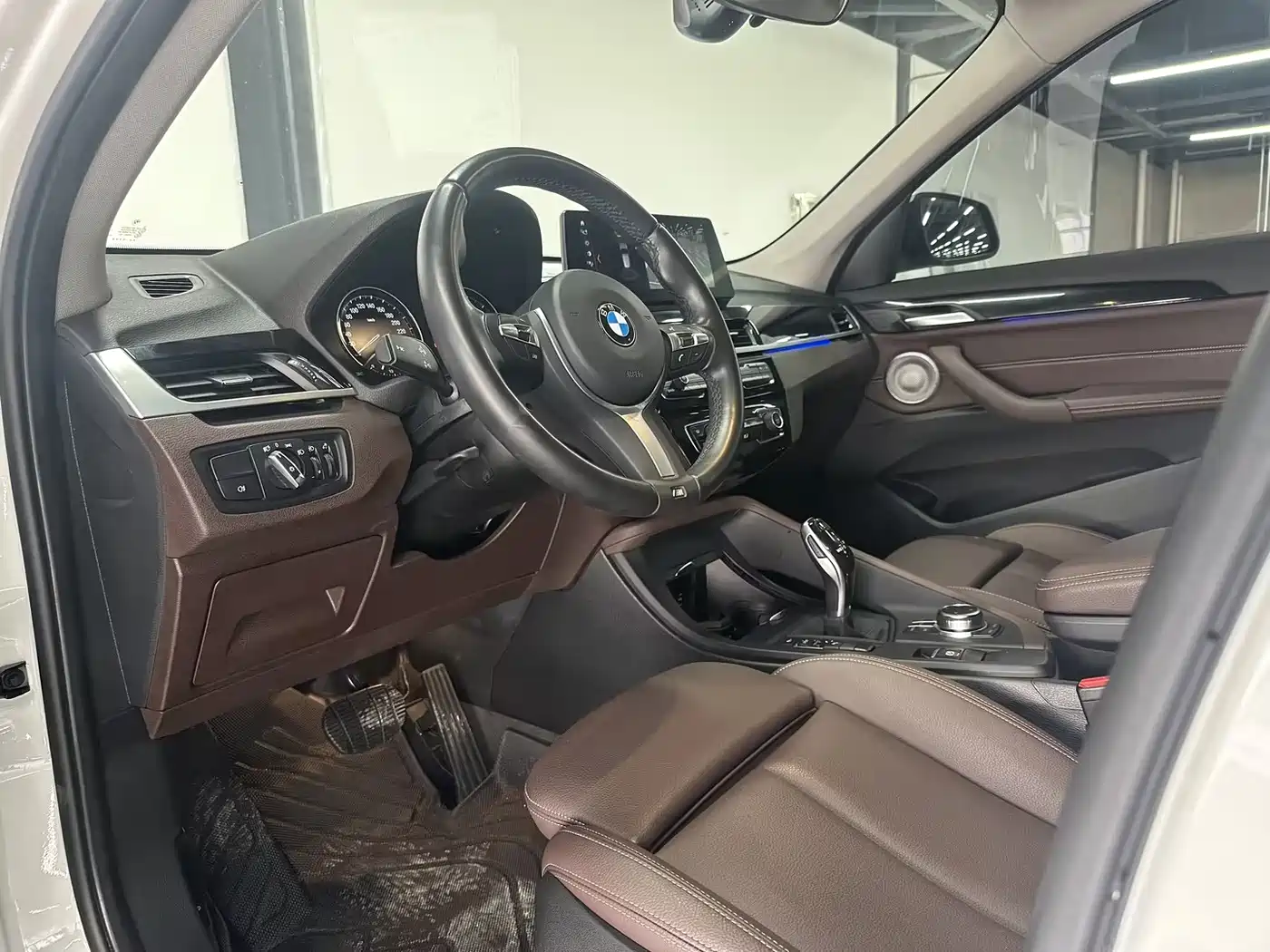 BMW X1 2022 sDrive25Li Leading фото 11