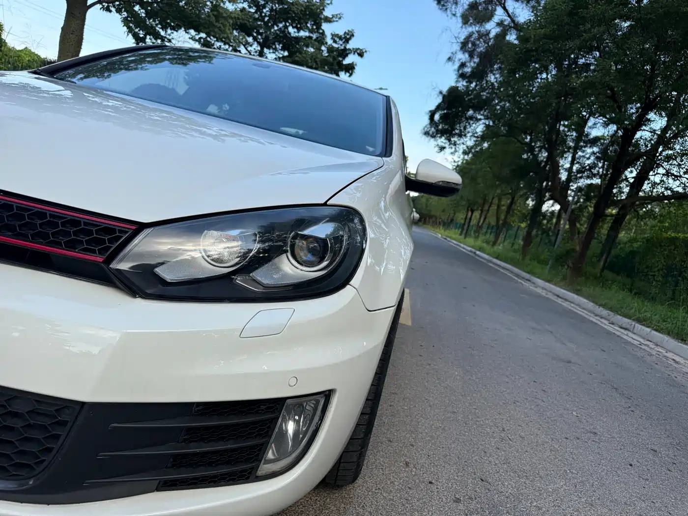 Volkswagen Golf GTI 2011 2.0TSI GTI фото 9