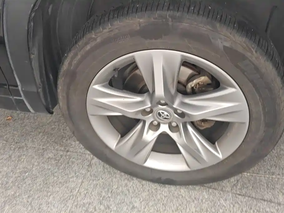 Toyota Highlander 2015 2.0T AWD Luxury Edition 7-seater фото 6