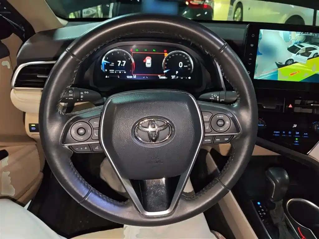 Toyota Camry 2021 2.5G Luxury Edition фото 11