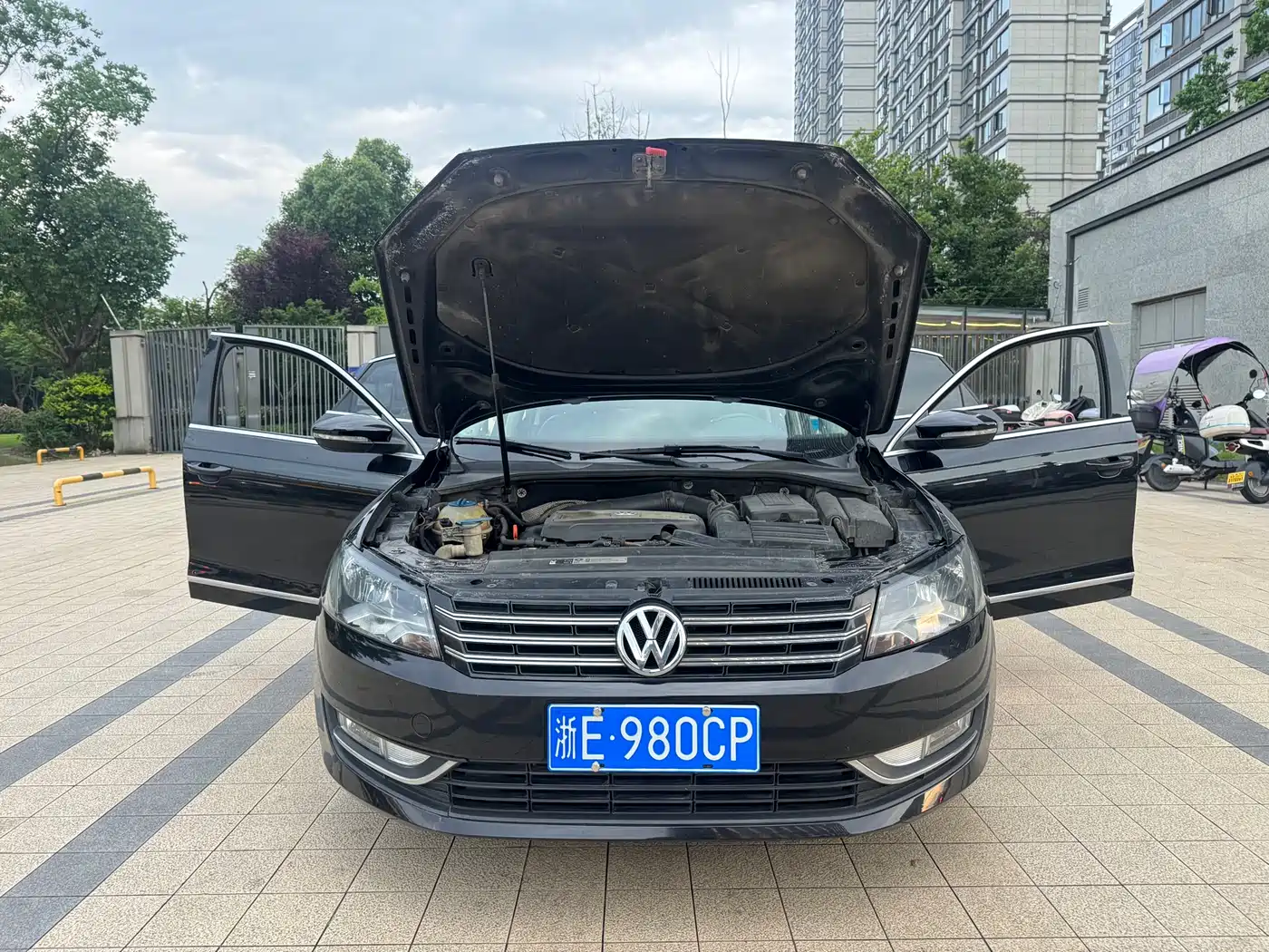Volkswagen Passat 2013 1.8TSI DSG Yuzun фото 17