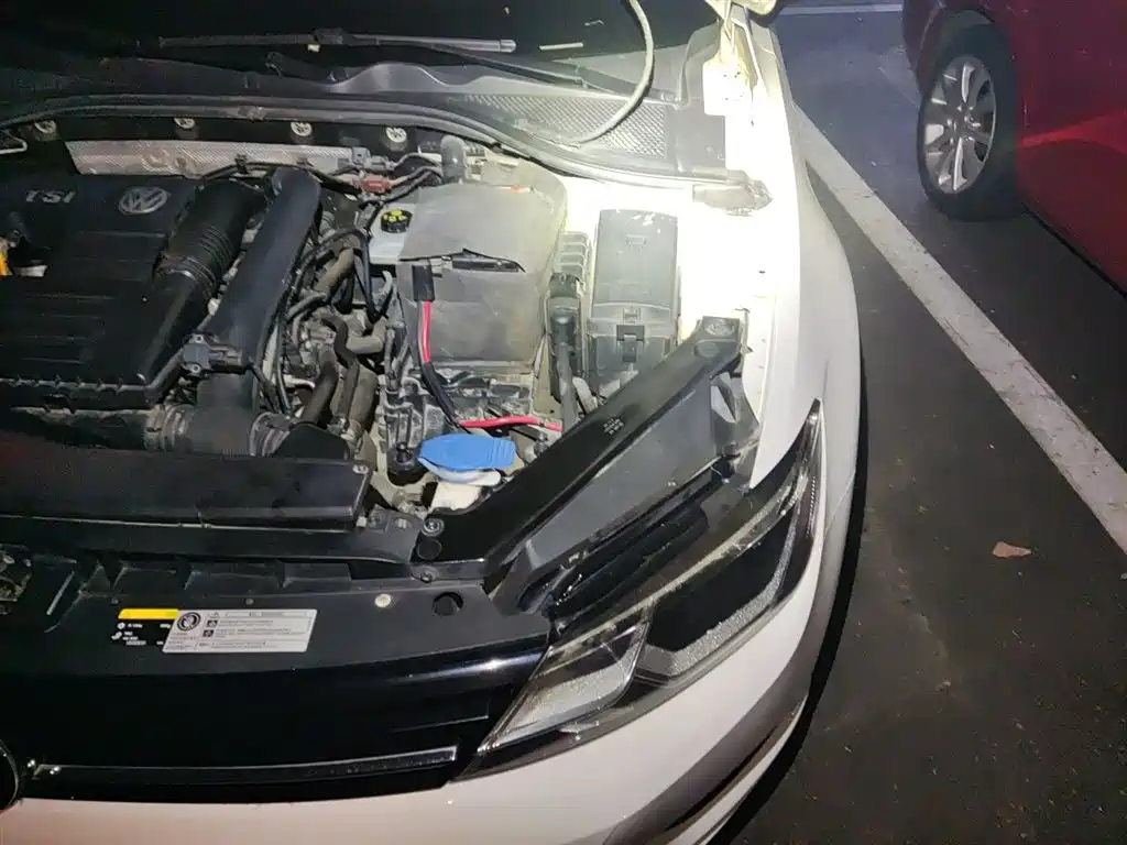 Volkswagen Lamando 2015 230TSI DSG Style фото 21