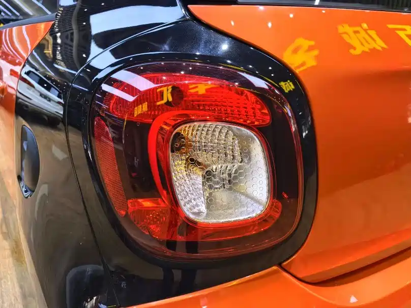 smart forfour 2018 2018 1.0L 52kW Passion Edition
