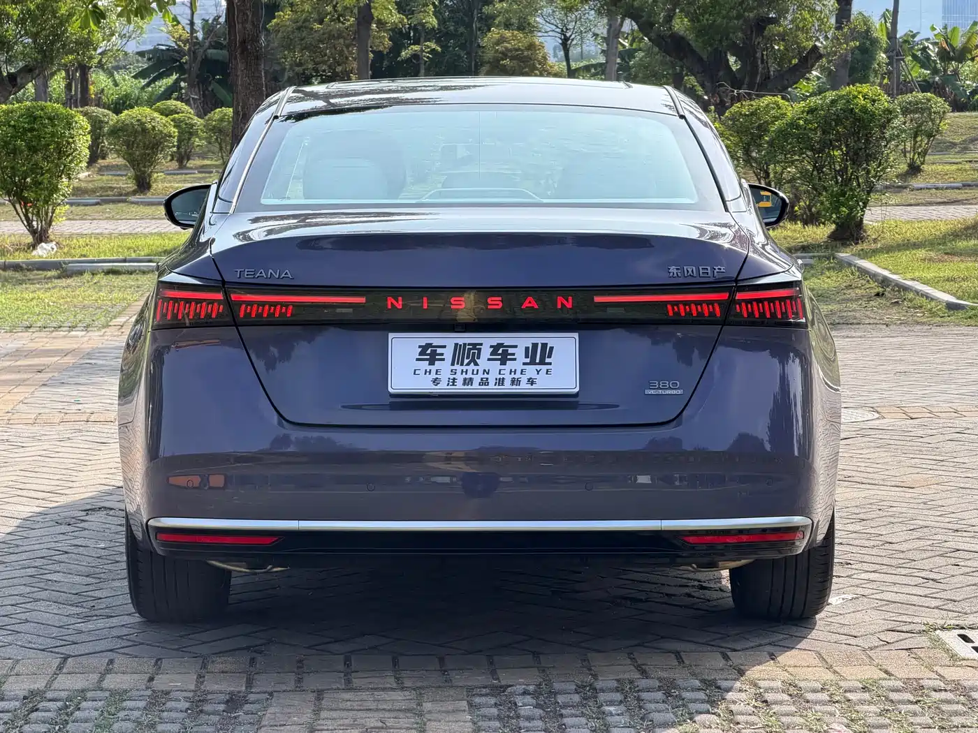 NISSAN TEANA
