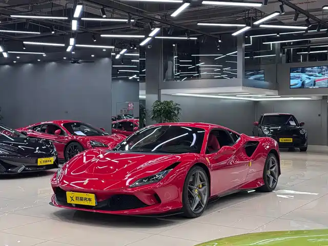 Ferrari F8 Tributo 3.9T V8