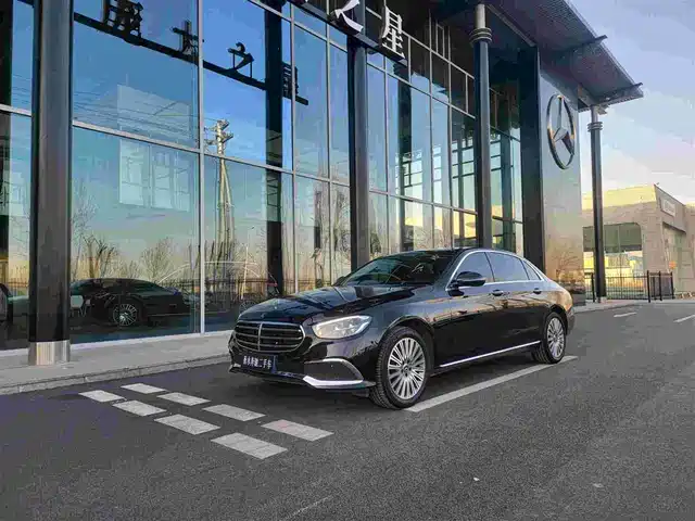 MERCEDES-BENZ E CLASS