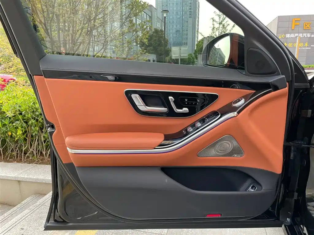 MERCEDES-BENZ S CLASS