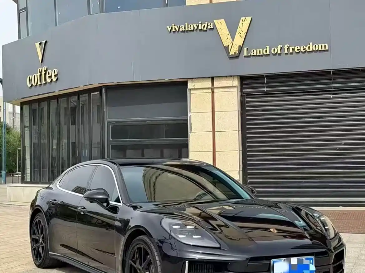 Porsche Panamera 2024 Panamera Executive Long Wheelbase 2.9T фото 3