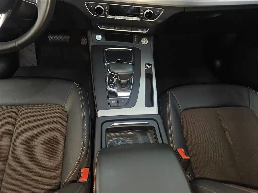 Audi Q5L 2018 40 TFSI Premium Fashion China VI фото 14