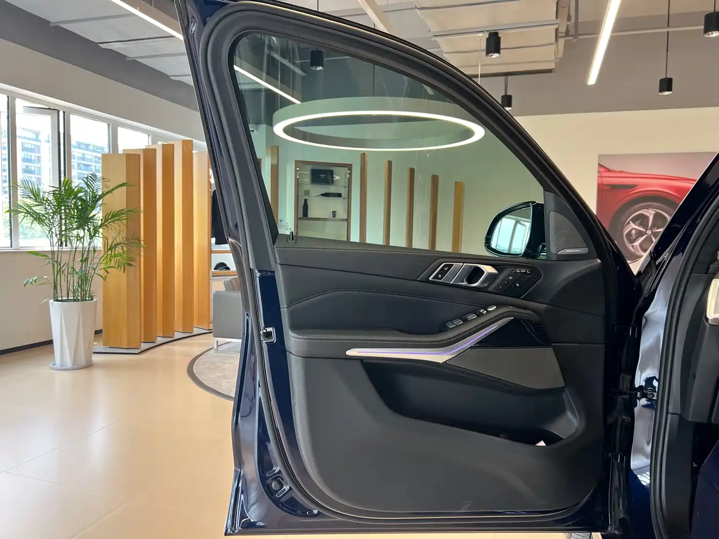 BMW X7 2023 xDrive40i Exclusive M Sport Package фото 7