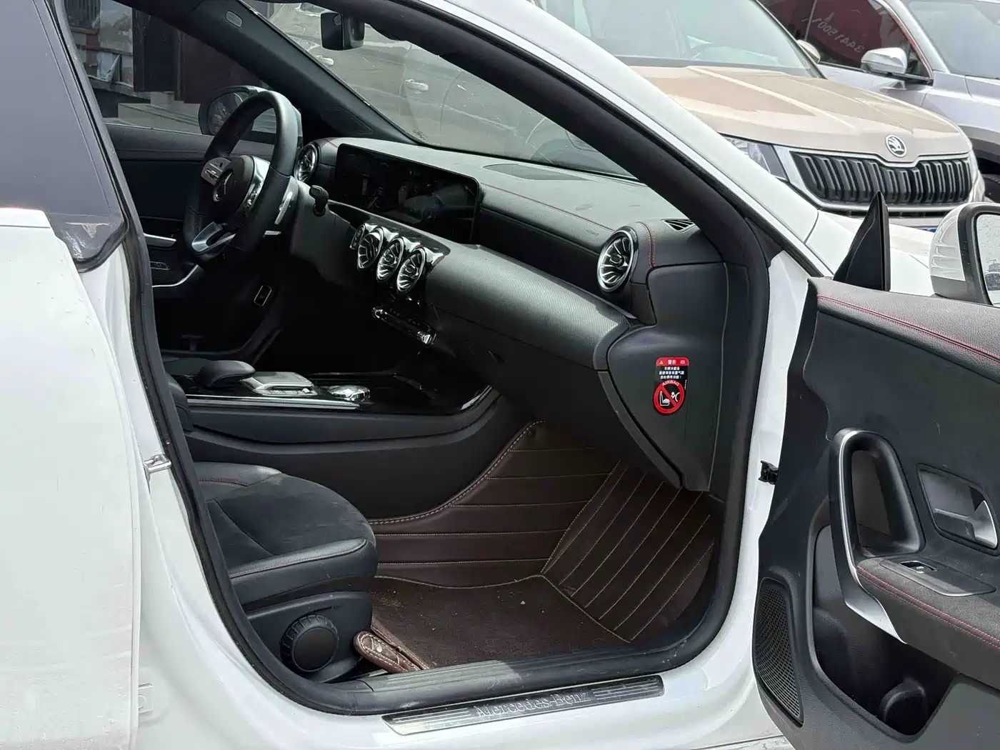 Mercedes-Benz CLA (Import) 2022 CLA 200 фото 11