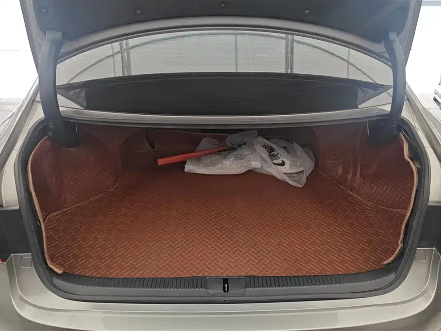 Lexus ES 2015 200 Elite Edition фото 4