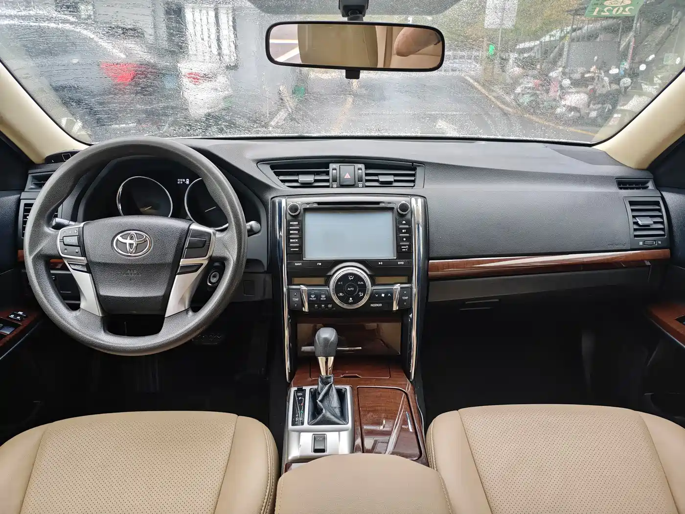 Toyota Reiz 2013 2.5S Elite Edition фото 8