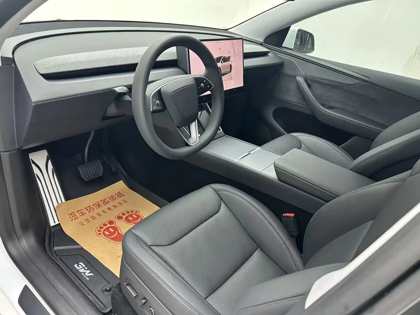 Tesla Model Y 2025 Facelift Long Range All-Wheel Drive фото 7