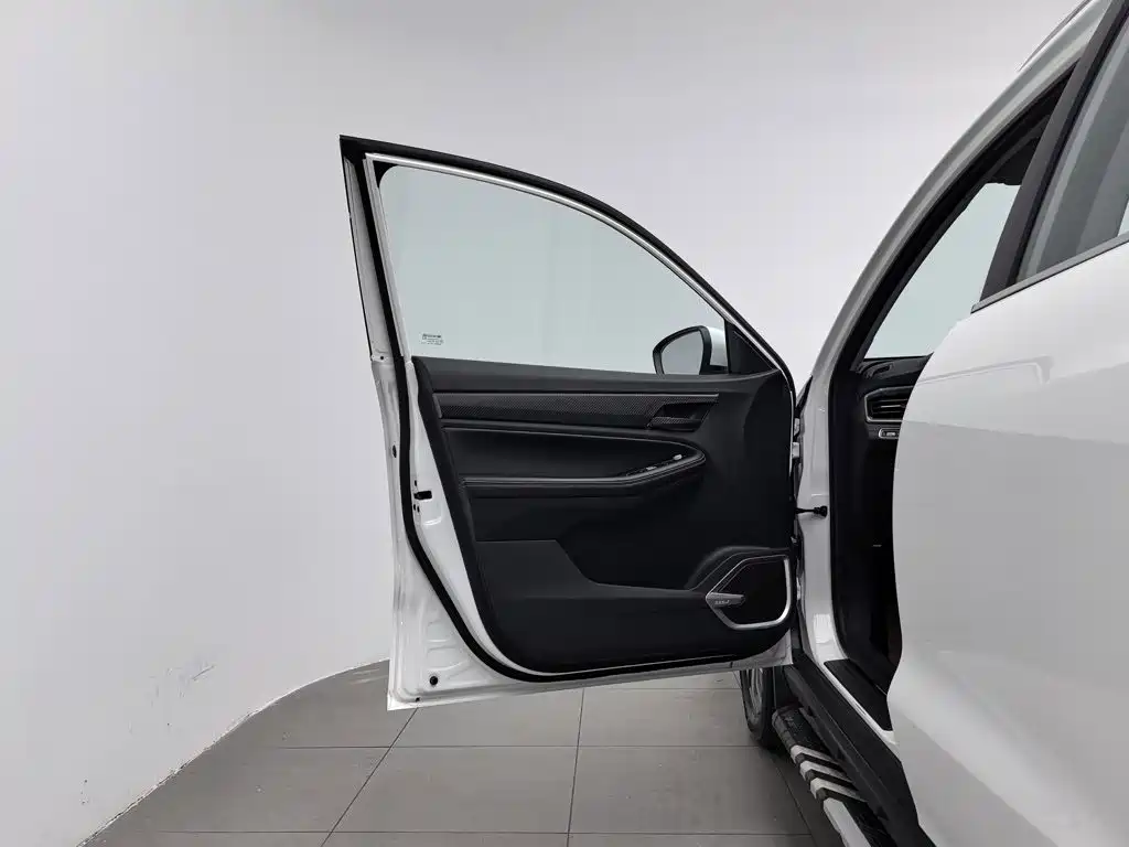 Geely Emgrand X6 2023 2021 Model PRO 1.4T Manual Premium